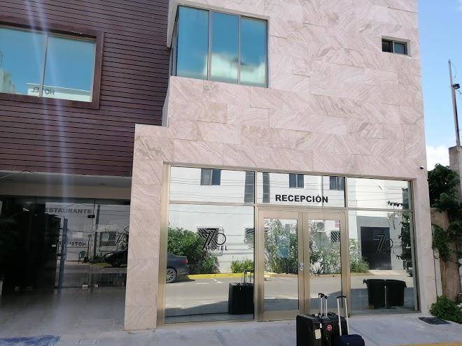 Hotel 770