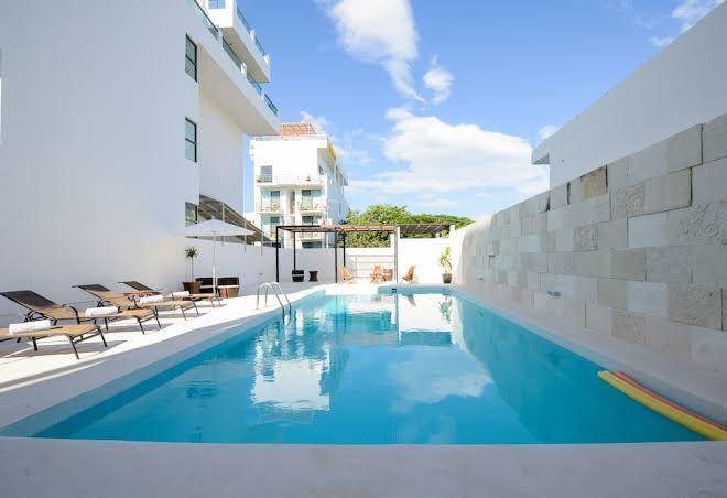 La playa condo