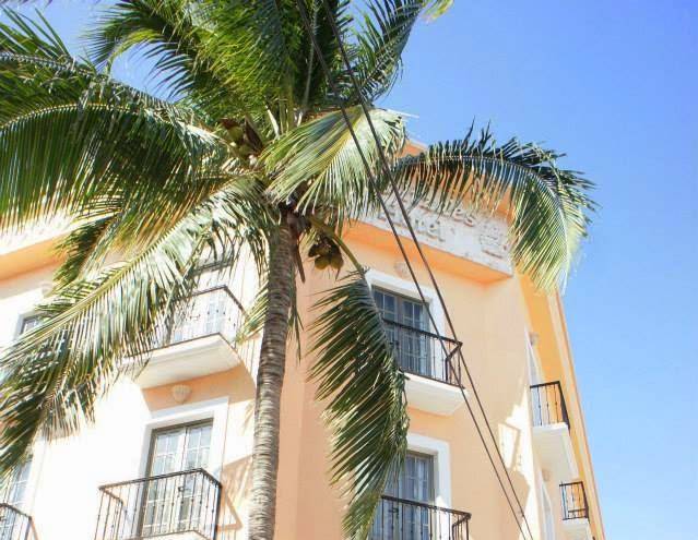 Los itzaes hotel