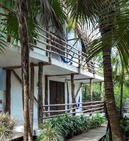 Cormoran boutique hotel