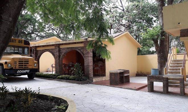 Hotel y balneario paraiso escondido