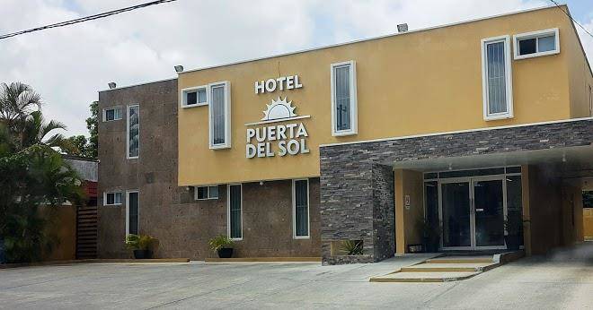 Hotel puerta del sol