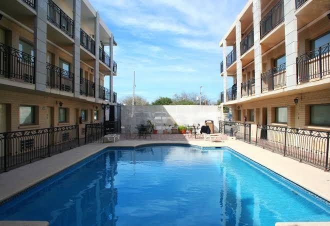 Hotel el camino inn & suites