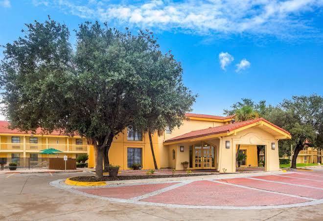 La quinta inn by wyndham eagle pass