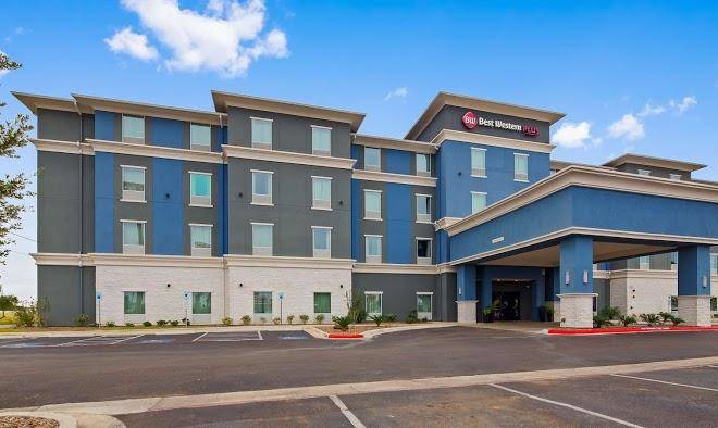 Best Western Plus Laredo Inn & Suites Image