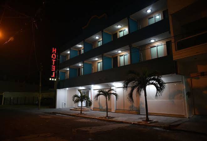 Hotel rolovi