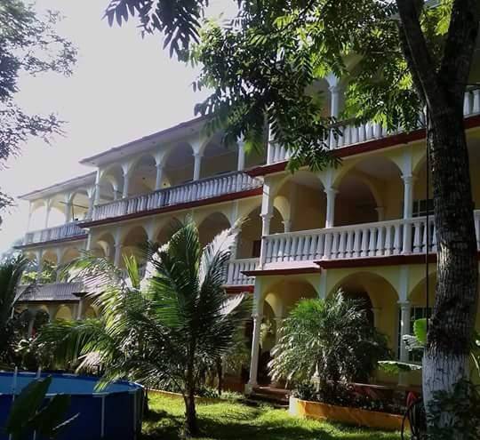 Hotel imperial sontecomapan
