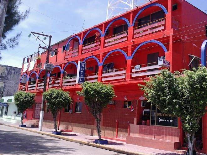 Hotel river palace