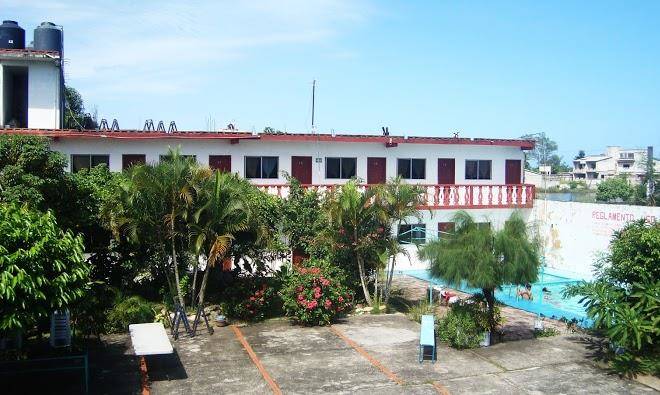 Hotel 3 hermanos