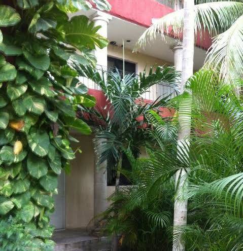 Condominios maria del pilar y hotel