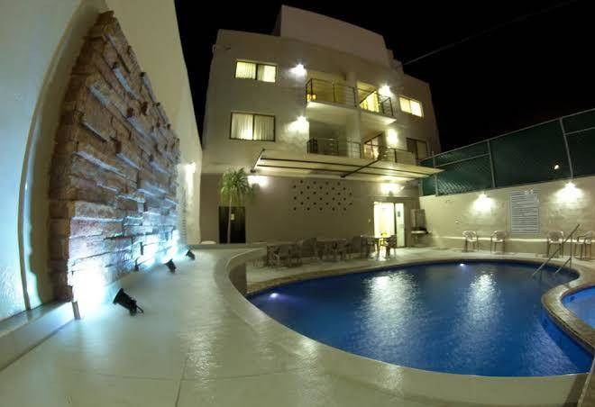 Hotel domani suites malecon progreso
