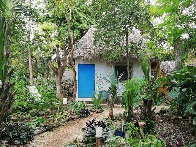 Mayan bongalow near chichen