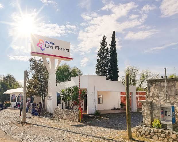 Hotel las flores