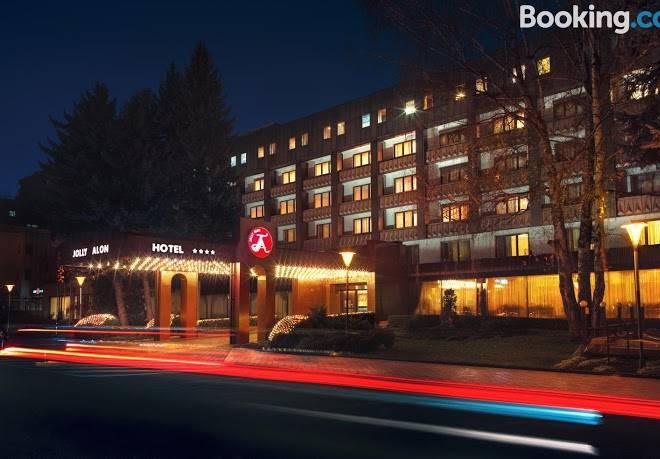 Hotel jolly alon