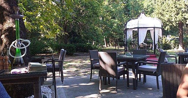 Le Petit Chateau Restoran Image