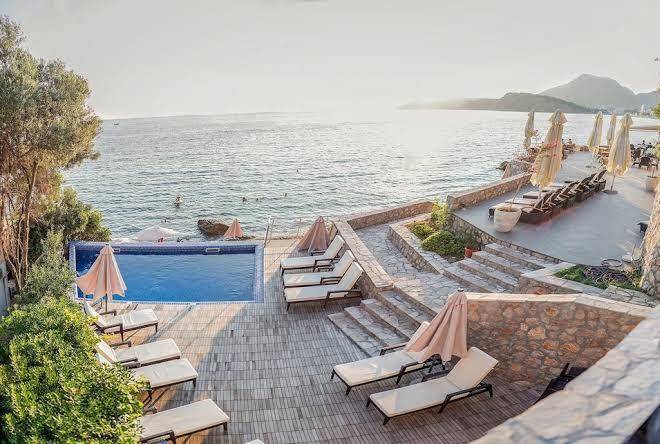 Love Live Hotel Image