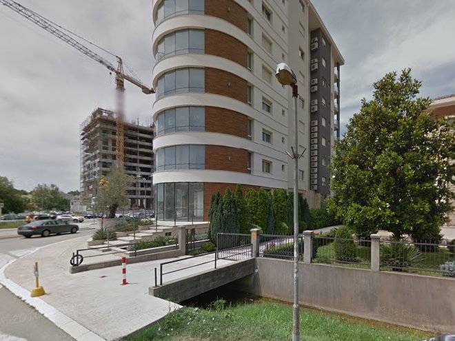 Racanovic 2004 Image