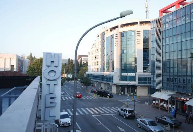Hotel 201