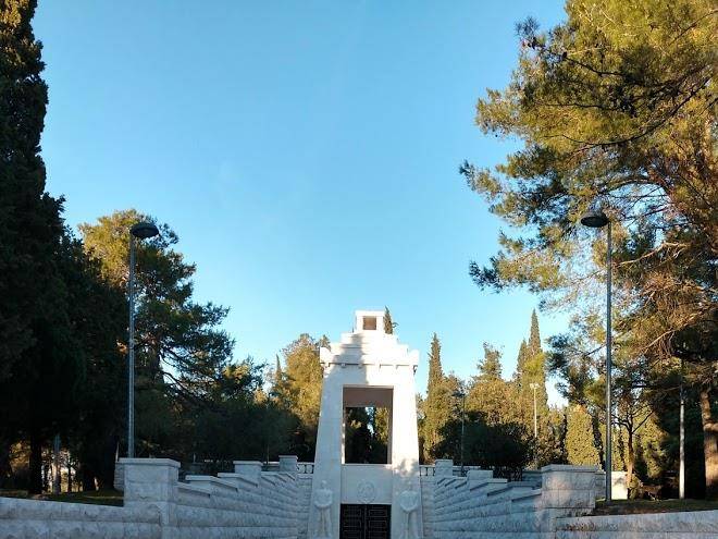 Hotel Restaurant Laguna Image