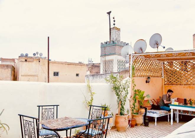 Dar saray