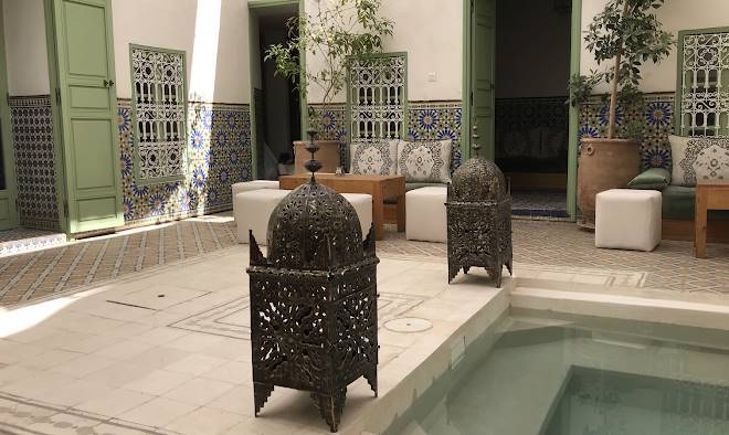 Riad charij