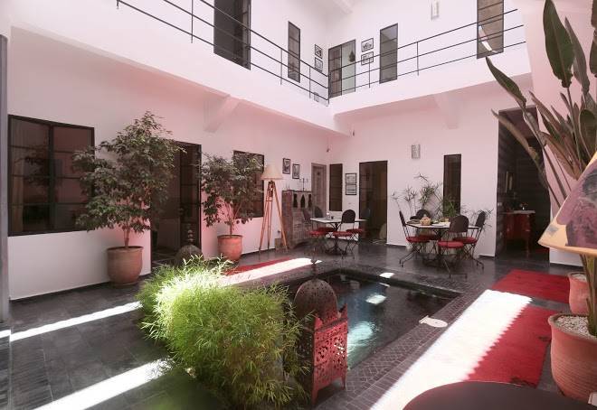 Riad la parenthese