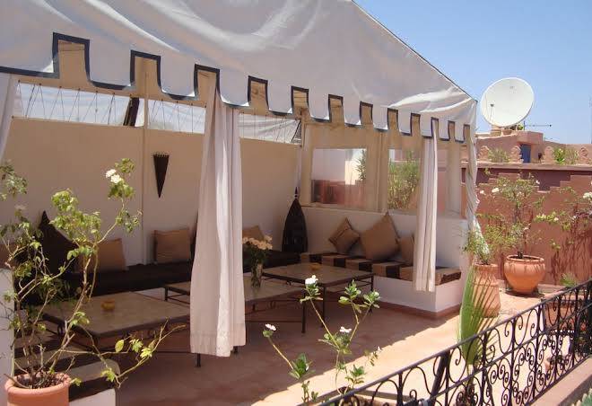 Riad noor charana