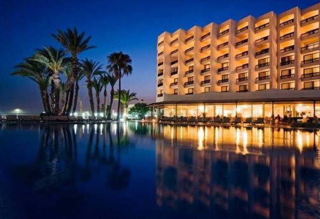 Hotel royal mirage