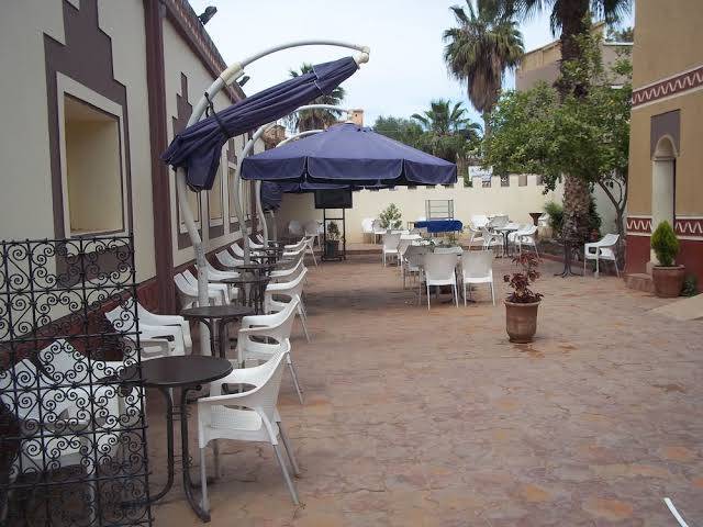 Riad taroudant des palmiers