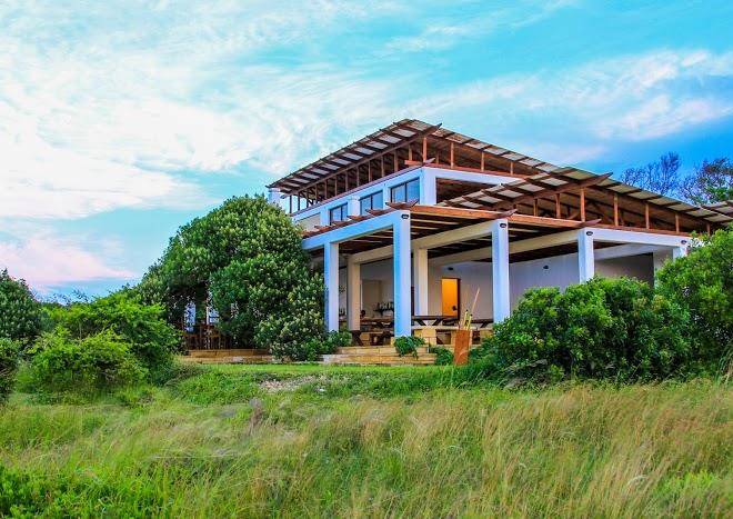 Sky island resort