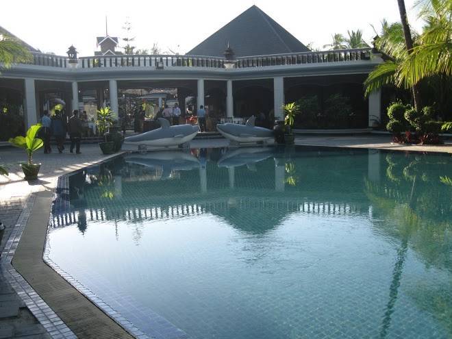 Max resort