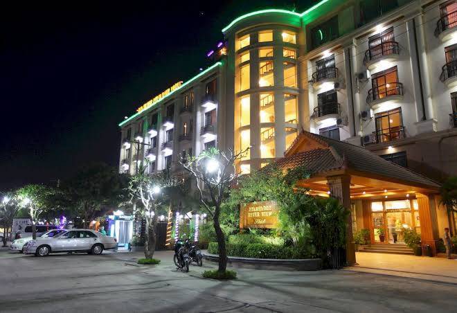 Ayarwaddy river view hotel