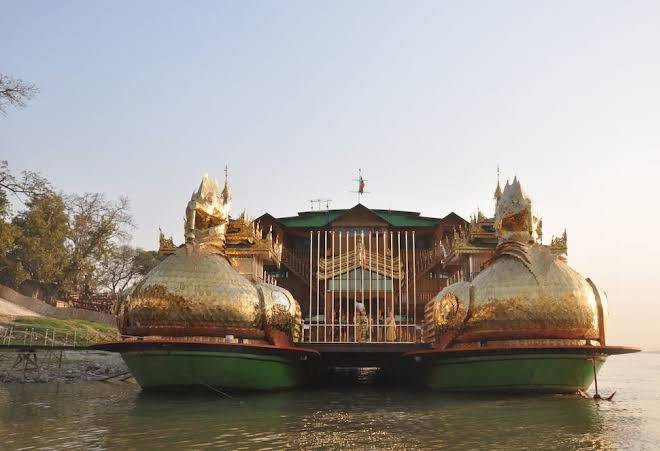 Mandalay karaweik mobile hotel