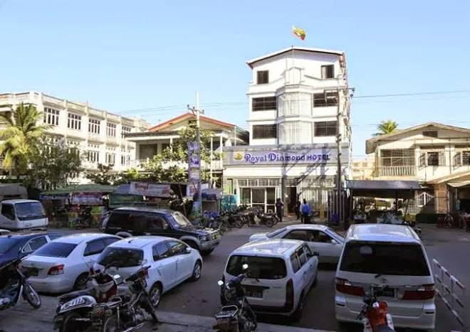 Royal diamond hotel