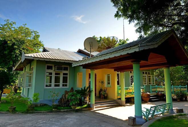 Kyaw hotel