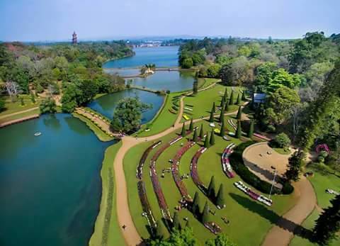 Royal reward resort