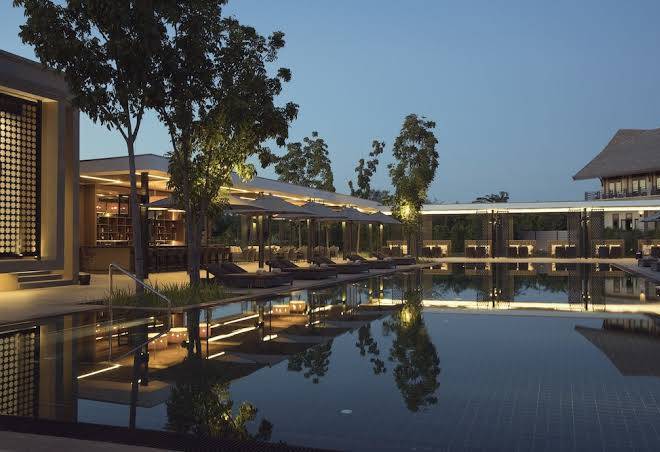 Emerald palace hotel