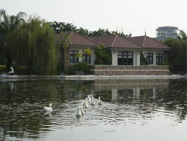 The hotel amara