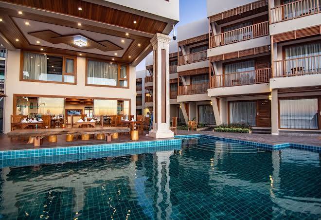 Ngapali win hotel