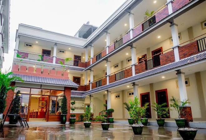 City light hotel
