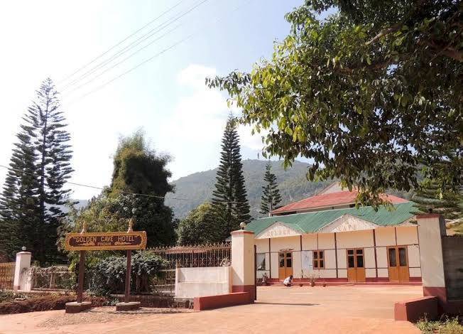 Golden cave hotel