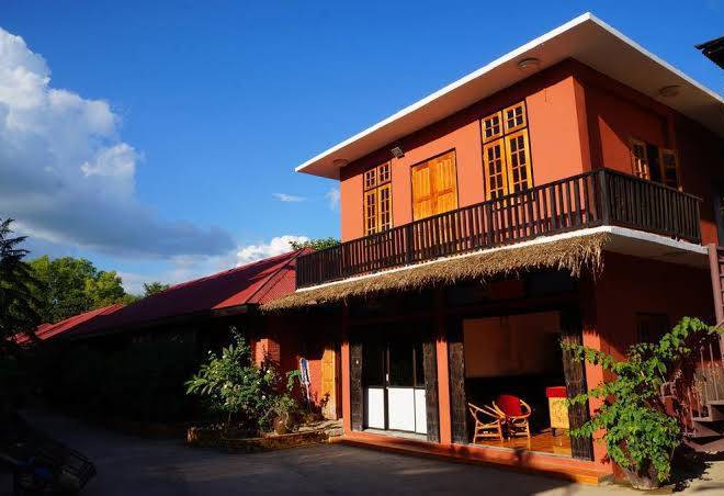 Manaw thu kha hotel