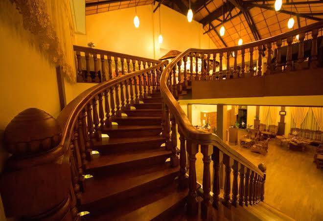 Spring lodge inle