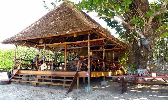 Sin htauk beach bungalows & restaurant