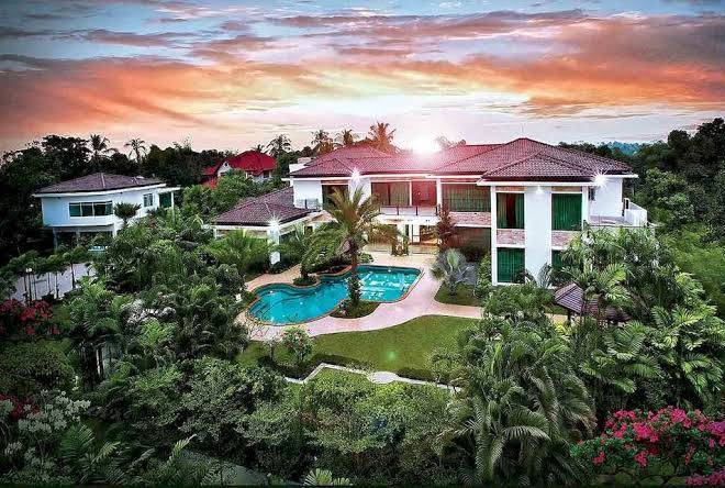 Palm spring resort