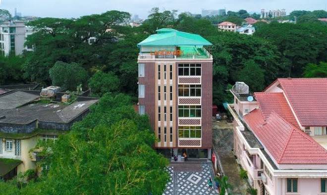 Landmark hotel