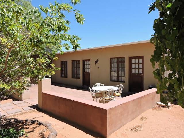 Savanna guest farm