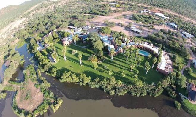 Mount etjo safari lodge