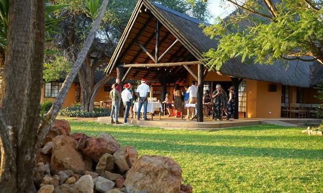 Kambaku safari lodge