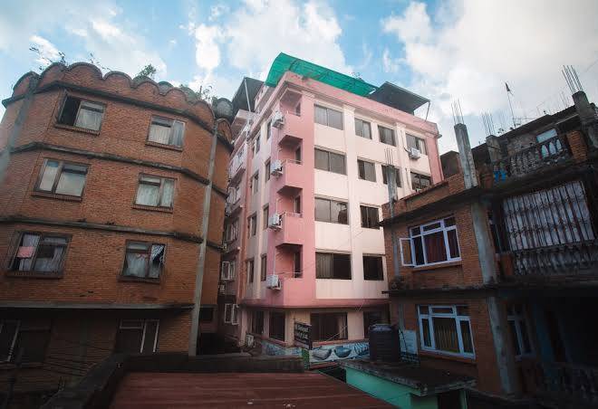 Backyard Hotel Image